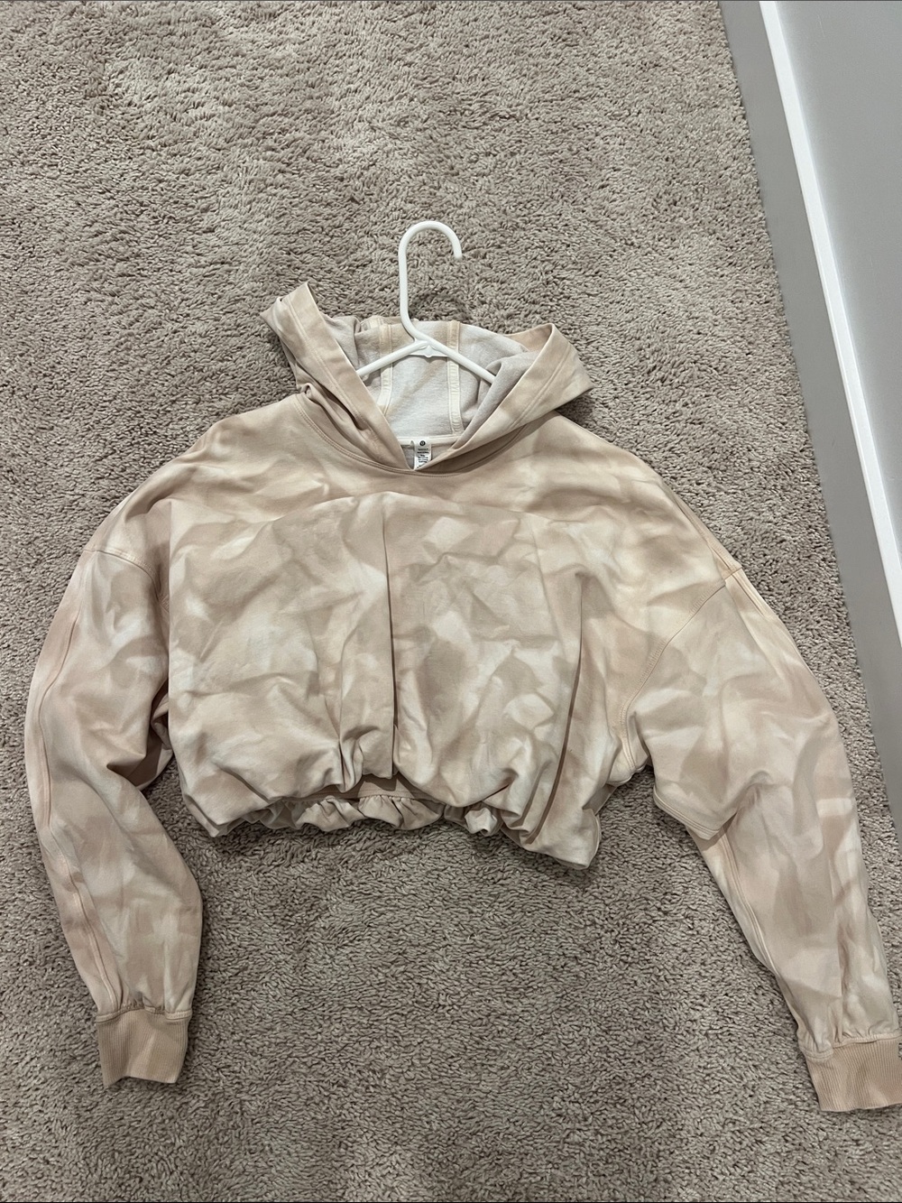 lululemon athletica Cropped Hooded Pullover in Soft Beige Print